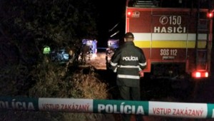 Pri požiari auta neďaleko Liptovského Mikuláša zhorel muž (†35)