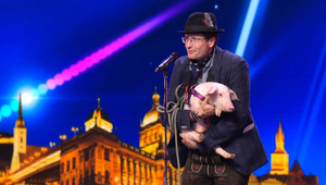 Záchranná akcia Jiřího Beneša porotu síce nepresvedčila, o osud prasiatka je však postarané!