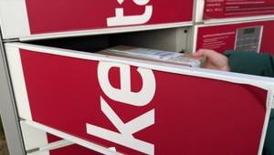 Zlodeji si ukradli vlastné balíky, čakala ich policajná naháňačka a zatknutie