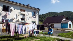 Otrokovi z osady sa vyhrážajú. Ak nezmení výpoveď, podpália mu dom