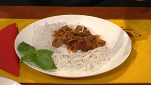 Ryžové rezance s bravčovým mäsom