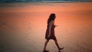 Chodíte nesprávne? TÝCHTO 6 rád vám pomôže proti bolesti