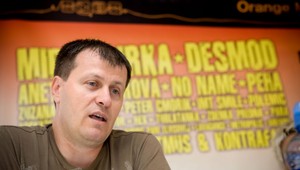 Konšpirátori prerazili ďalšie dno! Smrť Jula Viršíka spojili s očkovaním!