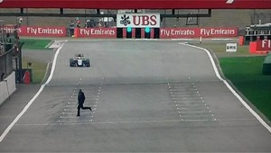 Tréning pred VC Číny narušil divák. Kričal: Mám lístok, chcem auto!