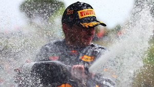 Red Bull ovládol Veľkú cenu Talianska - Emilia Romagna