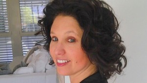 Neustále farbenie ju otravovalo, tak s ním skoncovala: Pozrite sa, ako vyzerajú jej vlasy