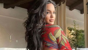 Známa modelka zapózovala na neskutočne sexi decembrovej fotke