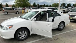 Veľká Británia plánuje od roku 2040 zakázať nové naftové a benzínové autá