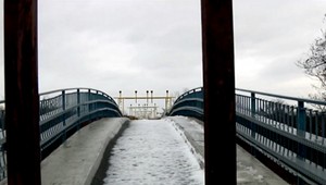 Podobný most, aký spadol na Vltave, máme aj na Slovensku. Mal rovnaké problémy