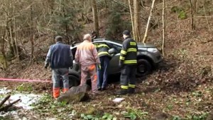 Tragédia pri Kremnici. Vodič (†49) stratil vedomie, havaroval