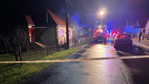 Obcou otriasol v nočných hodinách výbuch domu. O život prišla staršia žena