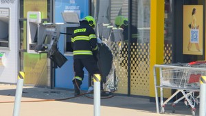 Útoky na bankomaty pokračujú. Policajti zasahovali v Bernolákove