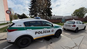 Škôlkari (4) mali pichnúť spolužiakov injekčnými striekačkami, prípad vyšetruje kriminálka