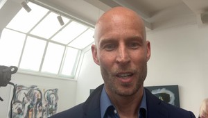 Hellebrandt vysvetľuje odchod z parlamanetu. Pýta sa, odkiaľ má Fico informácie z nemocnice