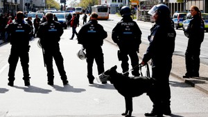 Útočník na nemeckej železničnej stanici kričal Alah akbar