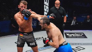 Dobojovali a dostali okamžitý vyhadzov za nudný zápas