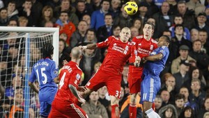 Liverpool víťazstvom nad Chelsea zvýšil tlak na Villasa-Boasa