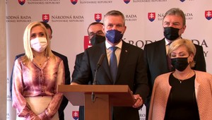 Opozícia chce odvolať Matoviča. Kollár hovorí, že chcú len vyliať vedrá špiny na ministra financií