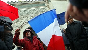 Francúzsko požiadalo Slovensko o pomoc v boji s terorizmom