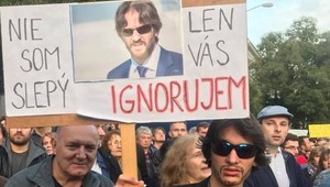 Bratislavou pochodovali ľudia proti korupcii. Naďalej žiadajú hlavu Kaliňáka