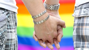Český súd prvýkrát uznal adopciu detí homosexuálmi