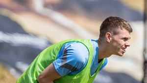 Zápas rozhodoval manažér a hráči. Rozhodca sa berie veľmi vážne, smiali sa