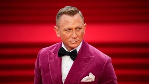 Premiéra snímky Nie je čas zomrieť: Týmito outfitmi zaujali hviezdy filmu!