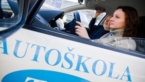 Nešetrite na autoškole! Pre lacnú cenu môžete prísť o vodičák...