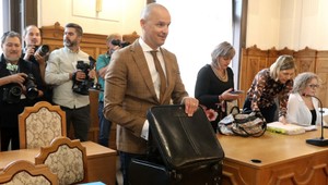 Poradcu Fica a advokáta Davida Lindtnera oslobodili spod obžaloby