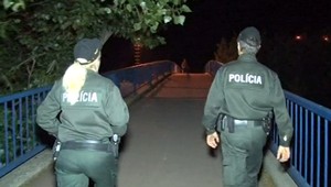 Marcel (34) chcel pre lásku skočiť pod vlak, zachránili ho policajti
