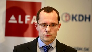 Procházka za KDH kandidovať do parlamentu už nebude