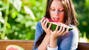 Jesť a nepriberať? S týmito potravinami to ide