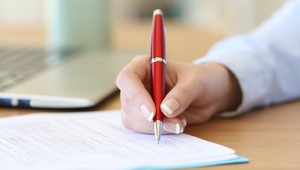 Slováci sa obávajú o demokraciu najviac z krajín bývalého východného bloku, tvrdí prieskum