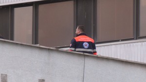 Z piateho poschodia budovy bývalého Agroinštitútu vypadol 23-ročný mladík, pád neprežil