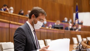 Novelu o posilnení opatrení hygienikov posunuli do druhého čítania