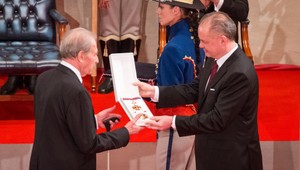 Podľa Kotlebovho poslanca je vyznamenávanie Židov proti rozumu