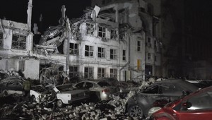 1023. deň na Ukrajine: Jediný možný mier na Ukrajine je taký, ktorý bude udržateľný, povedal Macron