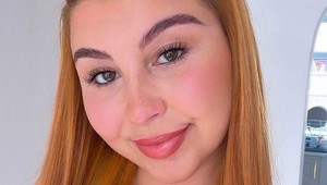 Žena zažila nočnú moru! TAKTO dopadla po permanentnom mejkape pier