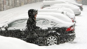 Máte zbytočných 60 eur? Tak vyrazte na cestu so zasneženým autom