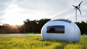 Chcete bývať lacno a bez prípojok? Skúste obytné vajíčko