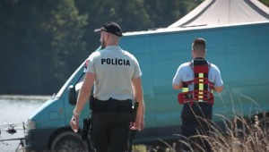 Polícia vyšetruje tragédiu na východnom Slovensku. Muž pri práci spadol zo stožiara a zomrel