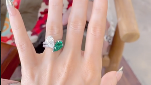 Zásnuby ako z filmu! Hviezdna herečka ukázala krásny prsteň plný symbolov!