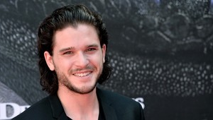 Pozrite, aký je sexi! Fešák zo seriálu Game of Thrones je model!