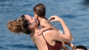 Modelka sa pochválila fotkou v plavkách, ľudia ju zosmiešnili: Zaslúžila si TO?