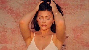 Celebrity ich milujú, vyskúšajte si ich tiež! TOP plavky, ktoré vám zvýraznia postavu aj opálenie