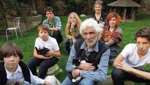 Jedinečné foto Petra Hapku (†70) s deťmi: Mal ich celkom sedem