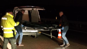 Za jazdy vyskočila z auta, zrazilo ju ďalšie: Žena nemala šancu prežiť