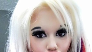 Americkú Barbie pozná každý, no videli ste tú balkánsku? S jej MEGA perami by ste sa nenajedli