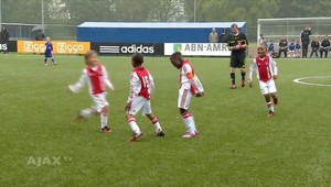 Koho oslavy napodobňujú deti v najlepšej futbalovej akadémii sveta?