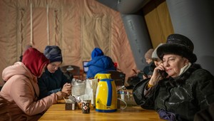 1421. deň na Ukrajine: Ukrajina evakuuje deti z dedín pri Záporoží, Rusko zintenzívňuje útoky